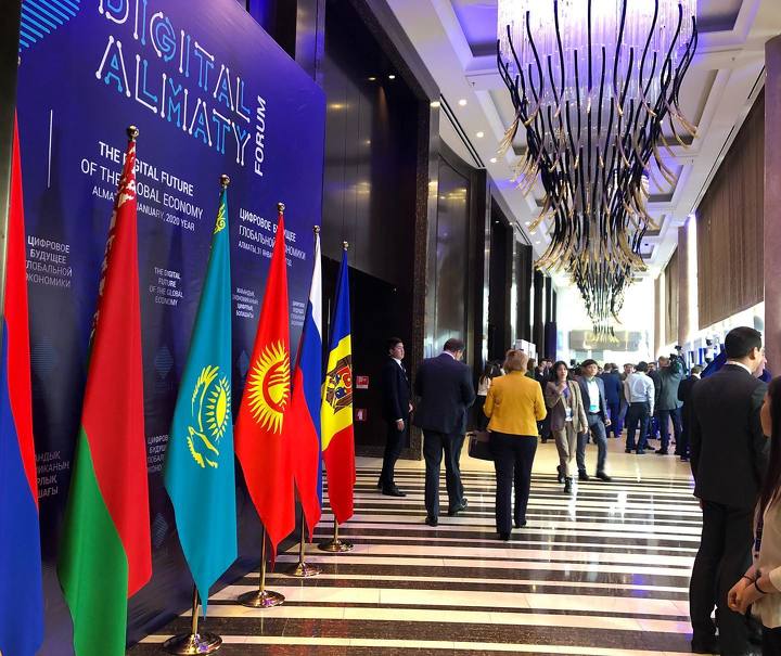 PLATONUS признана IT-чемпионом года на форуме «Digital Almaty: цифровое будущее глобальной экономики»